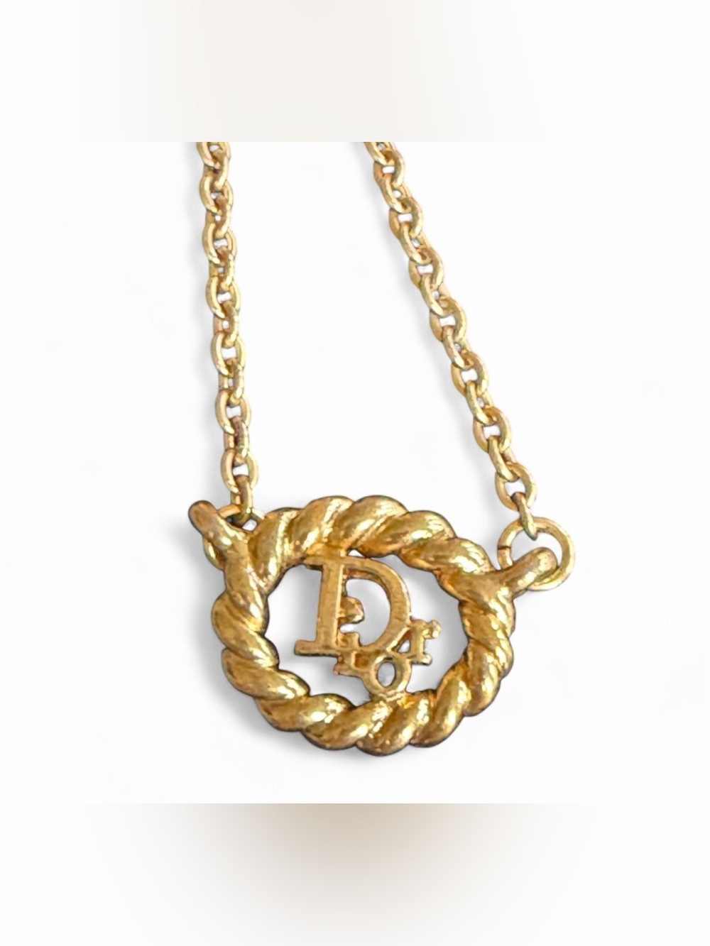 Dior Gold Rope Circle Pendant Necklace - Picture 4 of 8